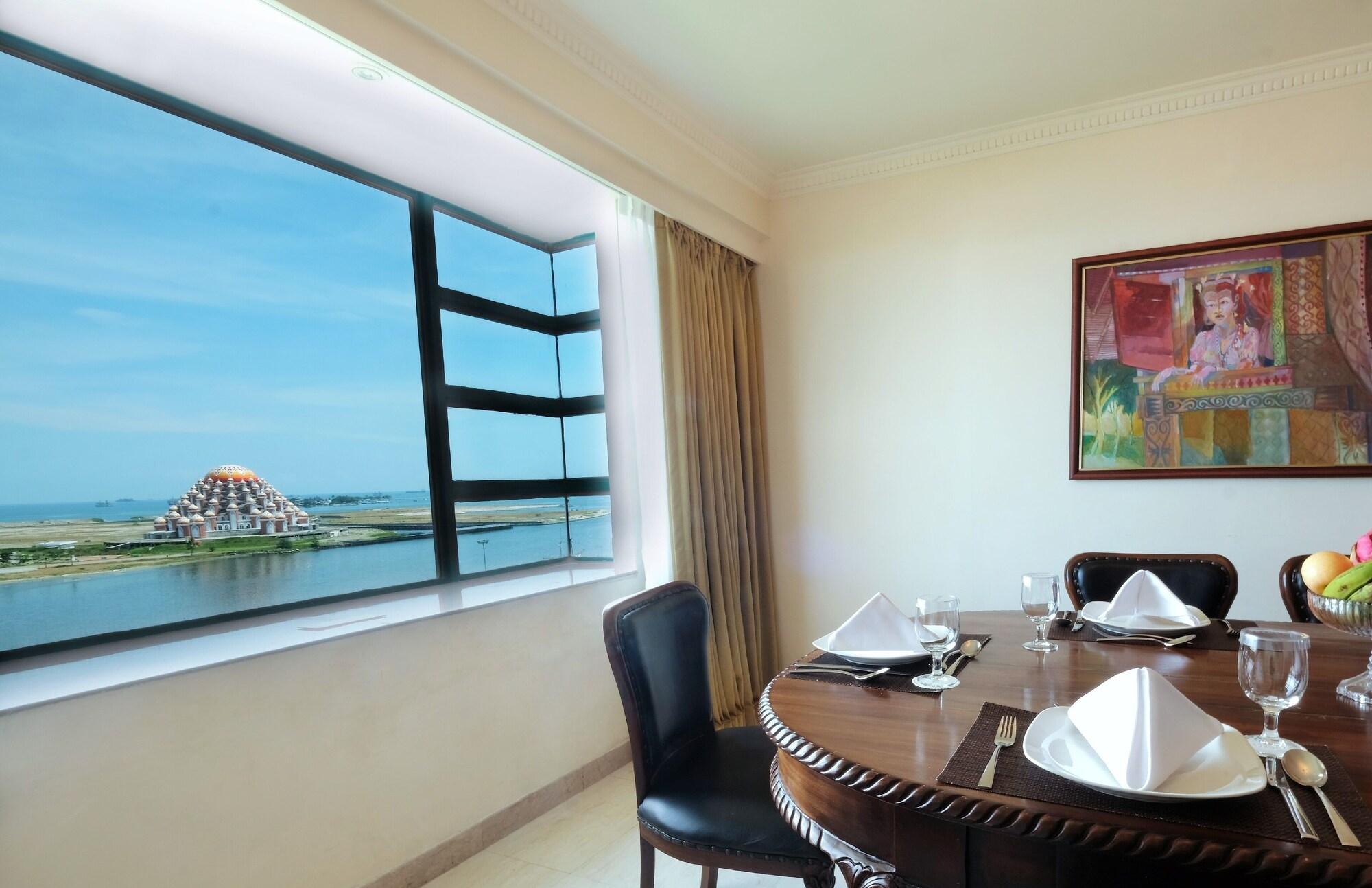 Aryaduta Makassar Dış mekan fotoğraf
